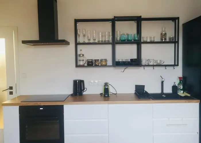 Modern Cosy Flat Near Vysehrad Praga
