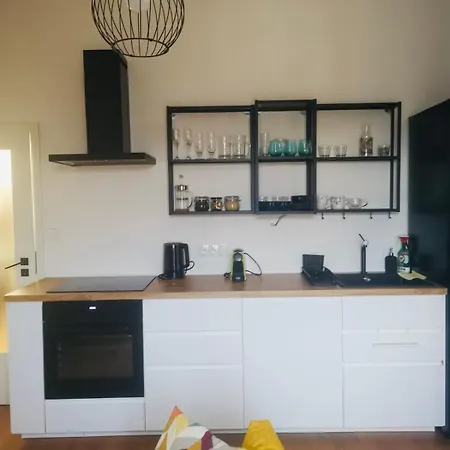 Modern Cosy Flat Near Vysehrad Praga